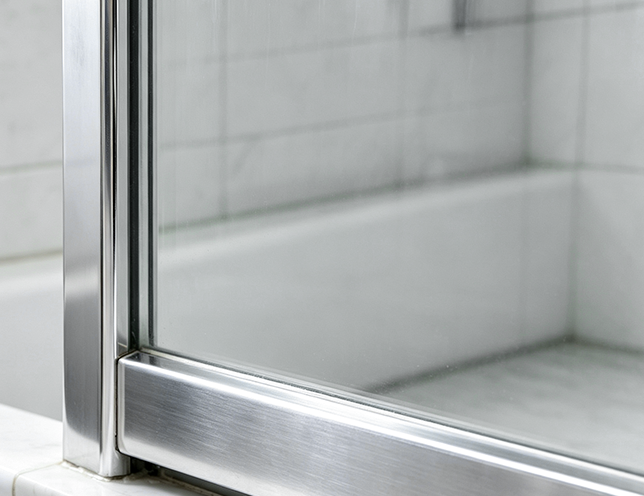 Shower glass after cleaning