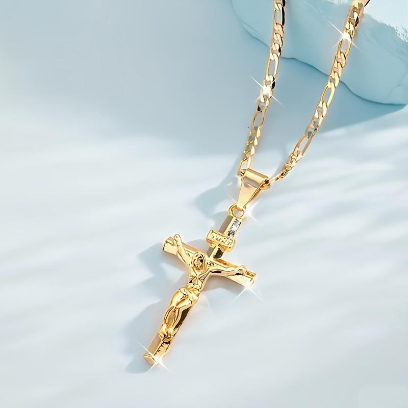 ✨✝️ Gold Crucifix Necklace – Detailed INRI Motif, Adjustable Figaro Chain & Hypoallergenic Finish 💛