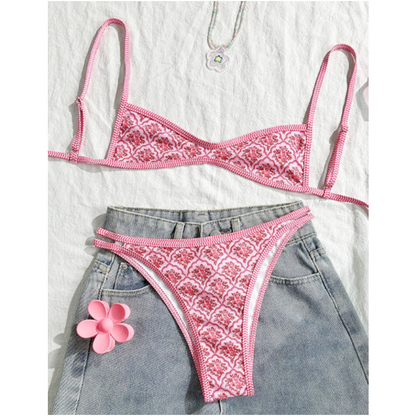 ✨ Pink Vintage Tile Print Bikini Set—This season's beach fashion, showcasing unique charm! ✨