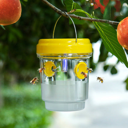 ✨ Solar Powered Wasp Trap – 24/7 Chemical-Free Pest Control For Your Yard! ✨
