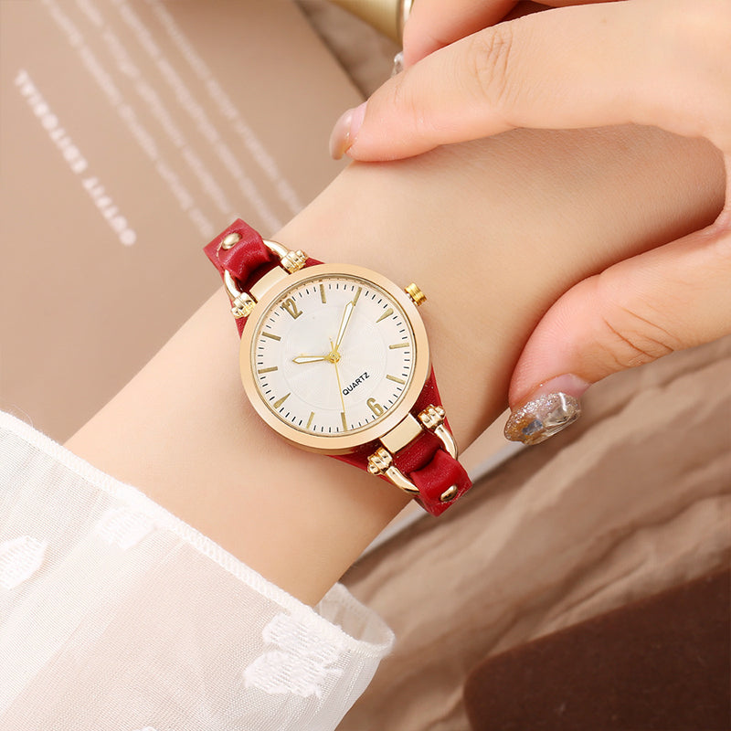 Luxury Chic Thin Band Women Watch Vintage Leather Strap Quartz Wrist Watch