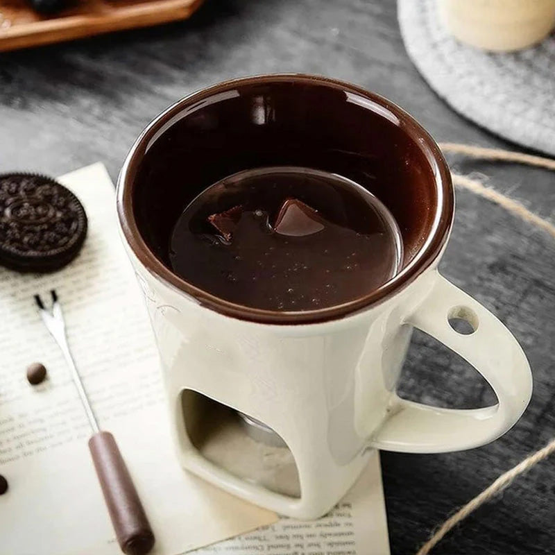 🥳2026 HOT SALE🥳💞50K+ SOLD! 🍫🕯️ 50% OFF! Ceramic Chocolate Fondue Mug – tealight warming keeps chocolate & cheese melted, includes dipping fork. Fun for dates & Christmas gatherings! 🎄💚